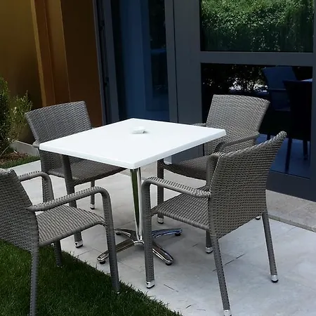 Aparthotel Al Bosco Grado