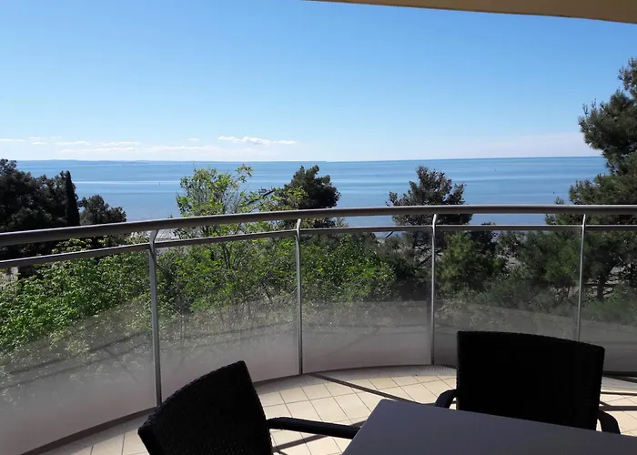 Al Bosco شقة فندقية غرادو